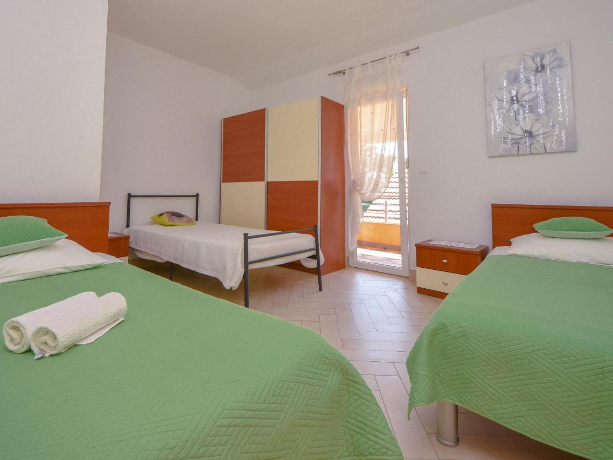 Apartment Tanja By Interhome Maslenica Esterno foto