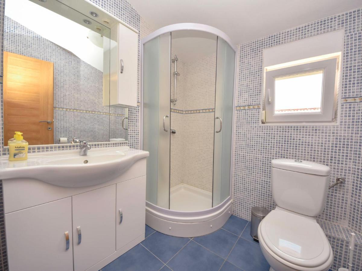 Apartment Tanja By Interhome Maslenica Esterno foto