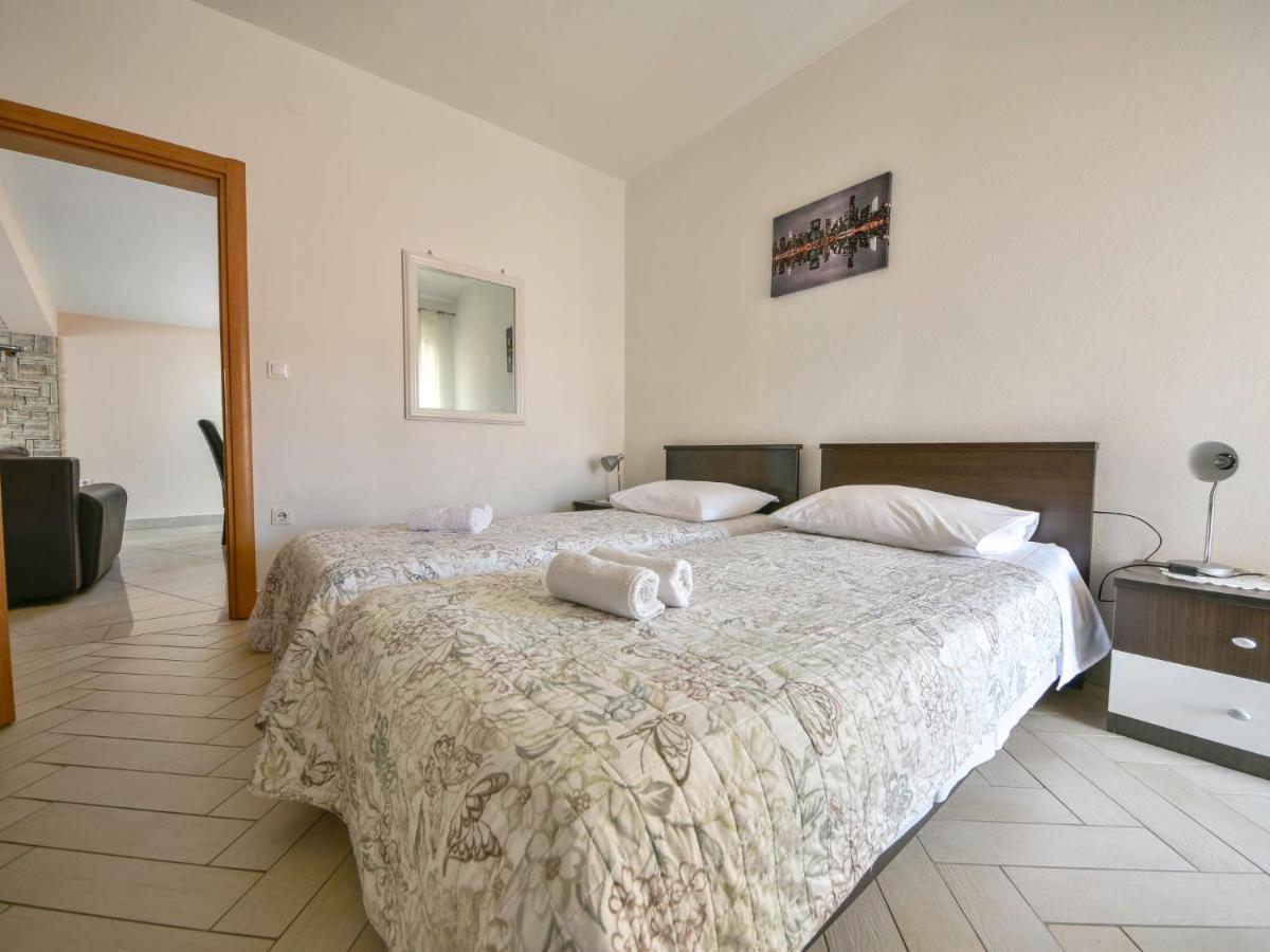 Apartment Tanja By Interhome Maslenica Esterno foto